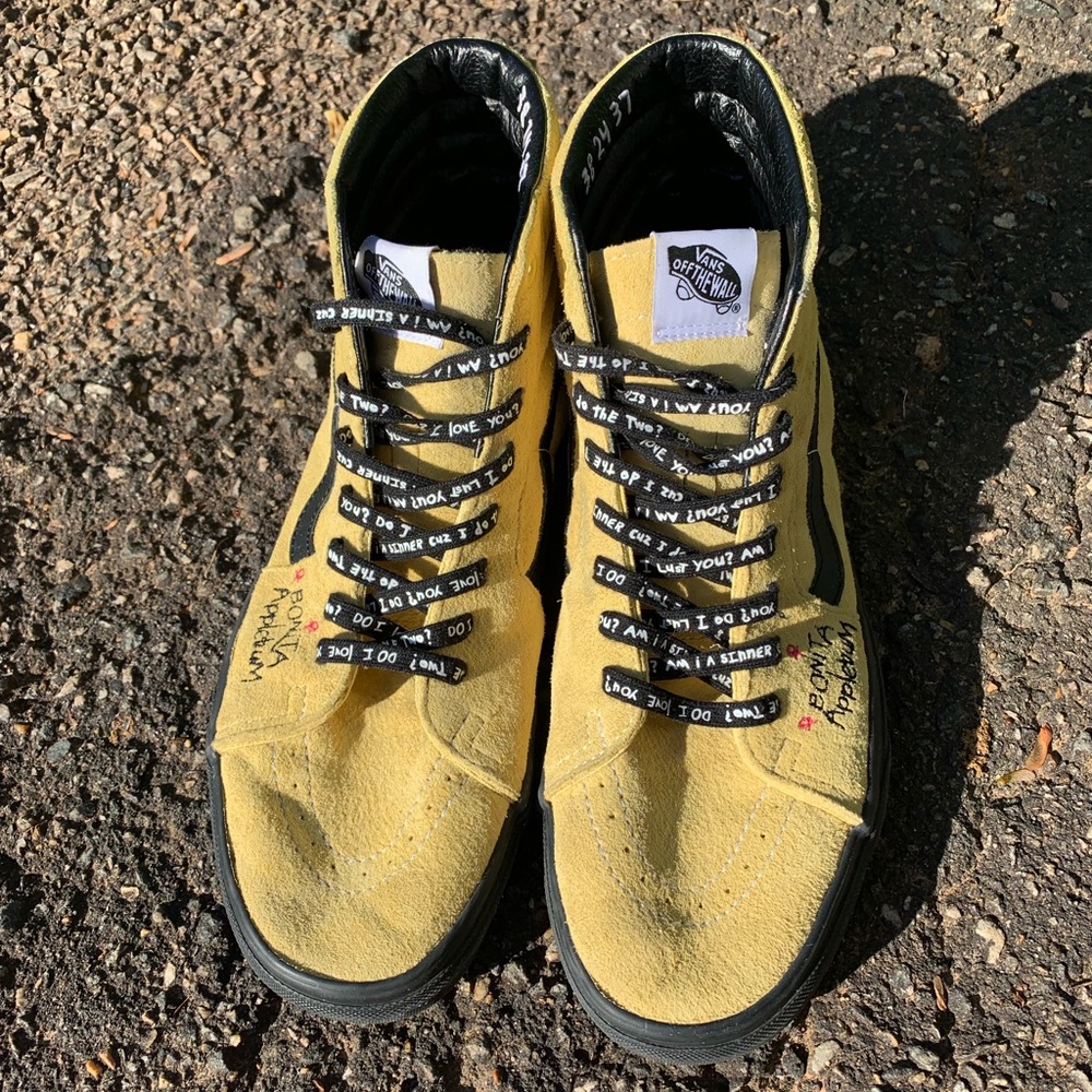 Men’s Vans. Tribe Called Quest. Bonita Applebum